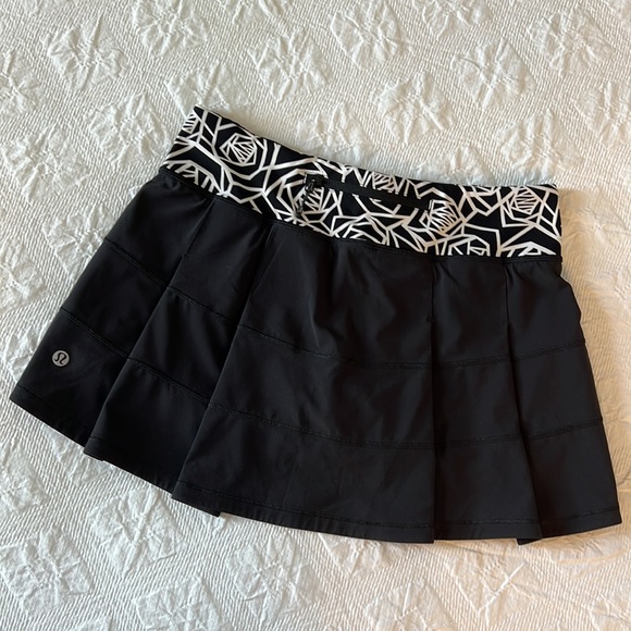 Lululemon Pace Rival 12” Tennis Skirt - Picture 2 of 4
